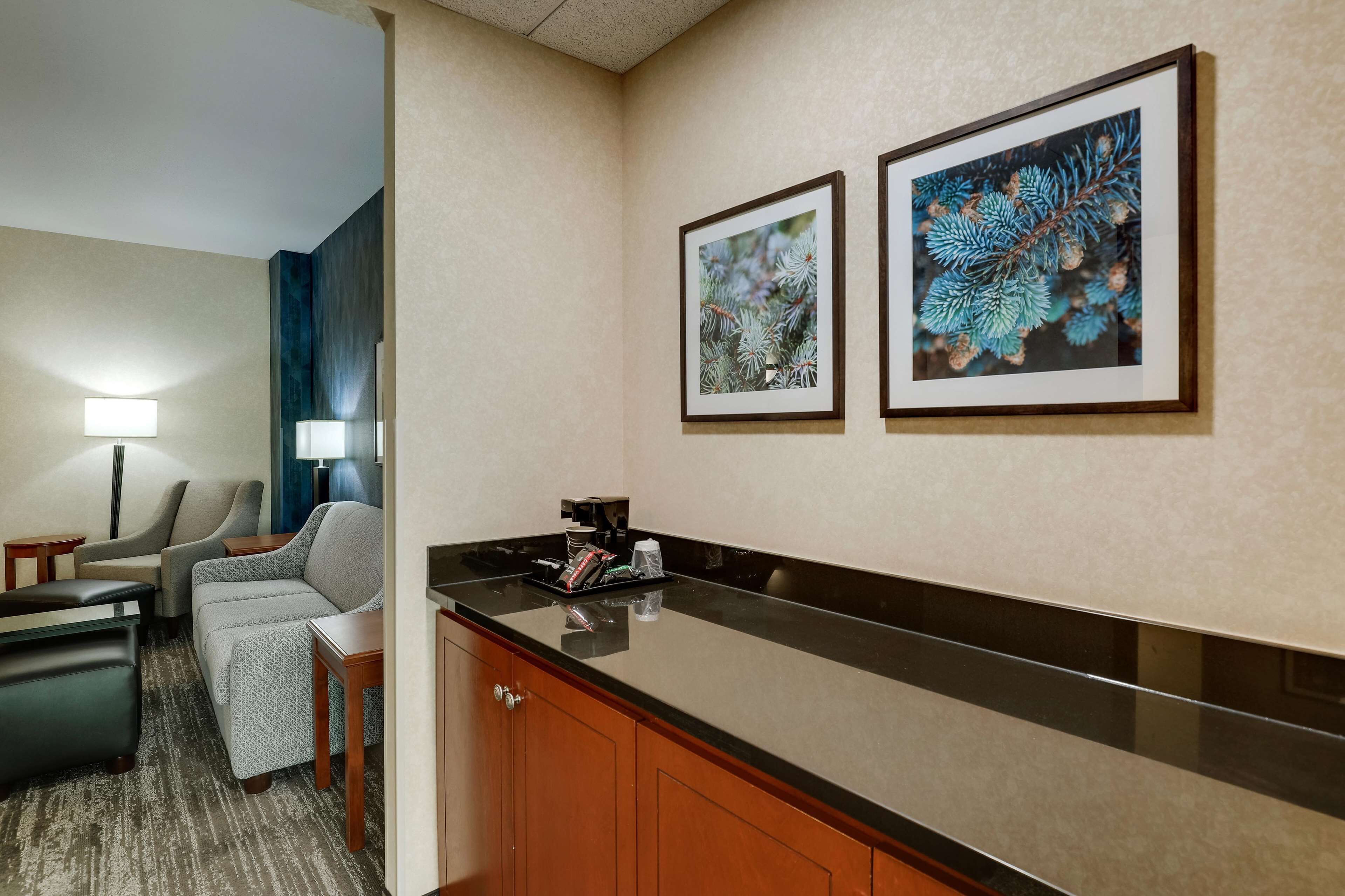 1 bedroom, desk, laptop workspace, blackout curtains