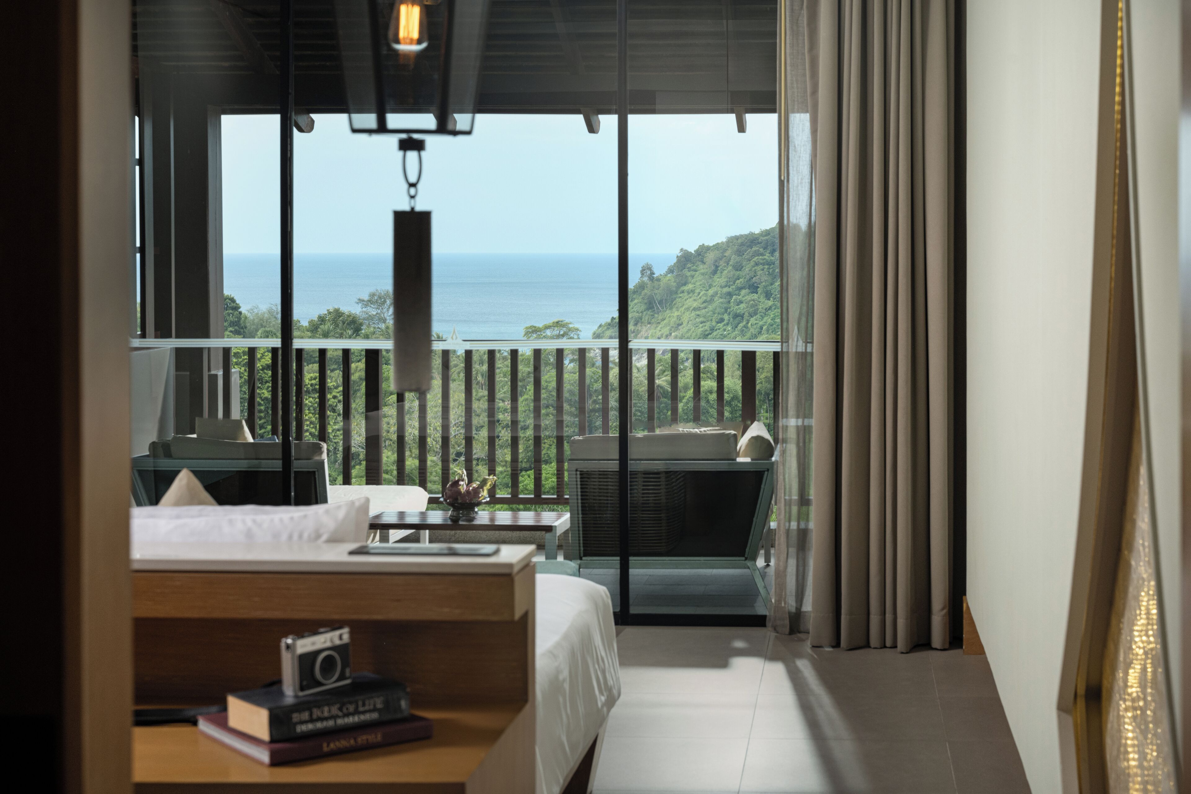 Premier Room, Ocean View, 1 King Bed | Balcony view