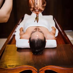Couples treatment rooms, sauna, hot tub, steam room, body treatments