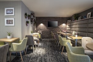 로비 좌석 공간