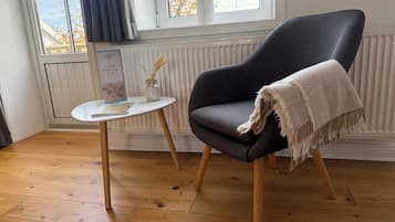 Luxe beddengoed, pillowtop-bedden, een minibar, individueel gedecoreerd