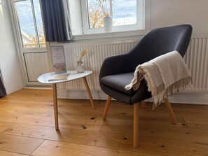 Hochwertige Bettwaren, Pillowtop-Betten, Minibar, individuell dekoriert