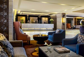 Lobby sitting area - Royal Ambarrukmo Yogyakarta (Depok)