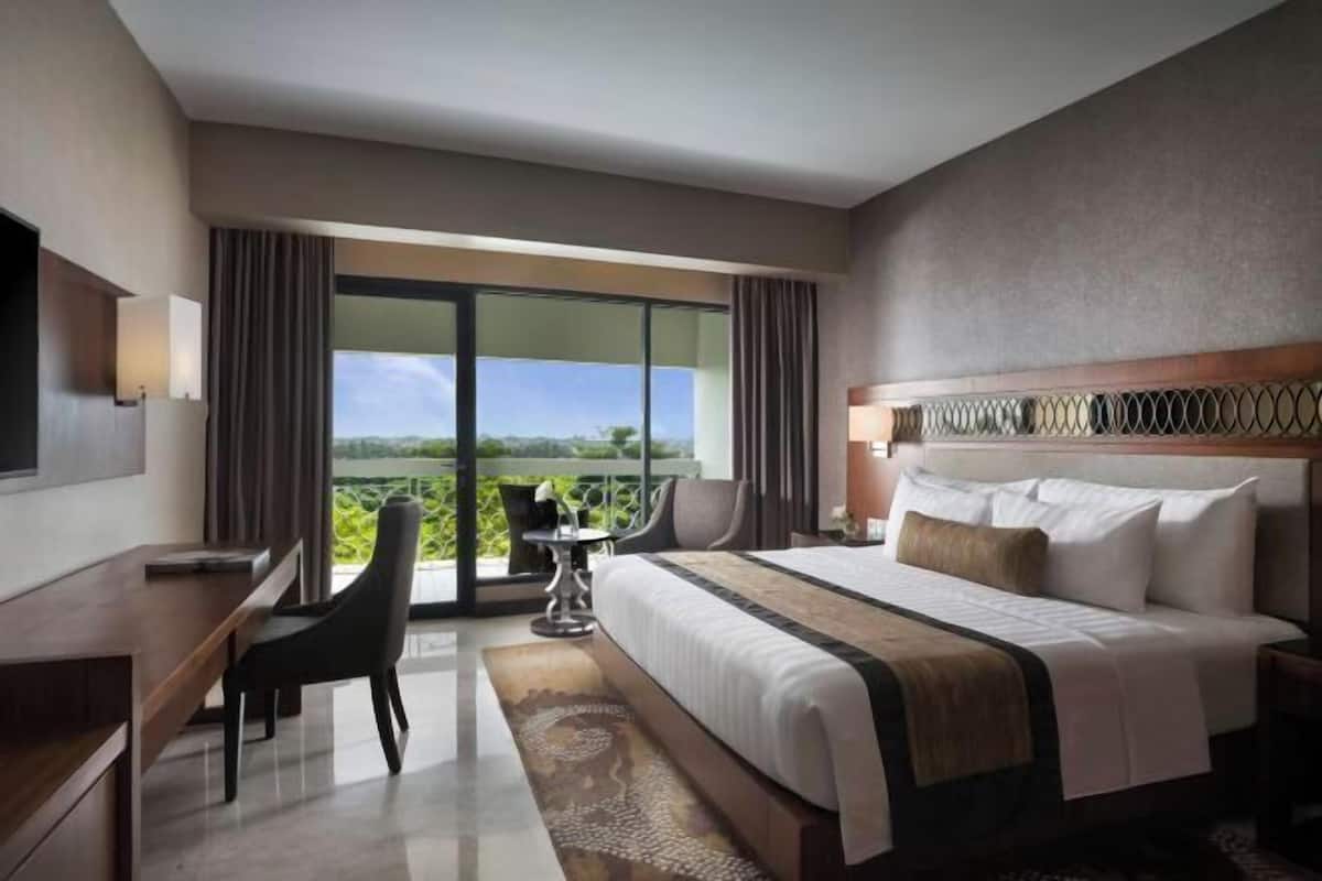 1 bedroom, minibar, in-room safe, desk