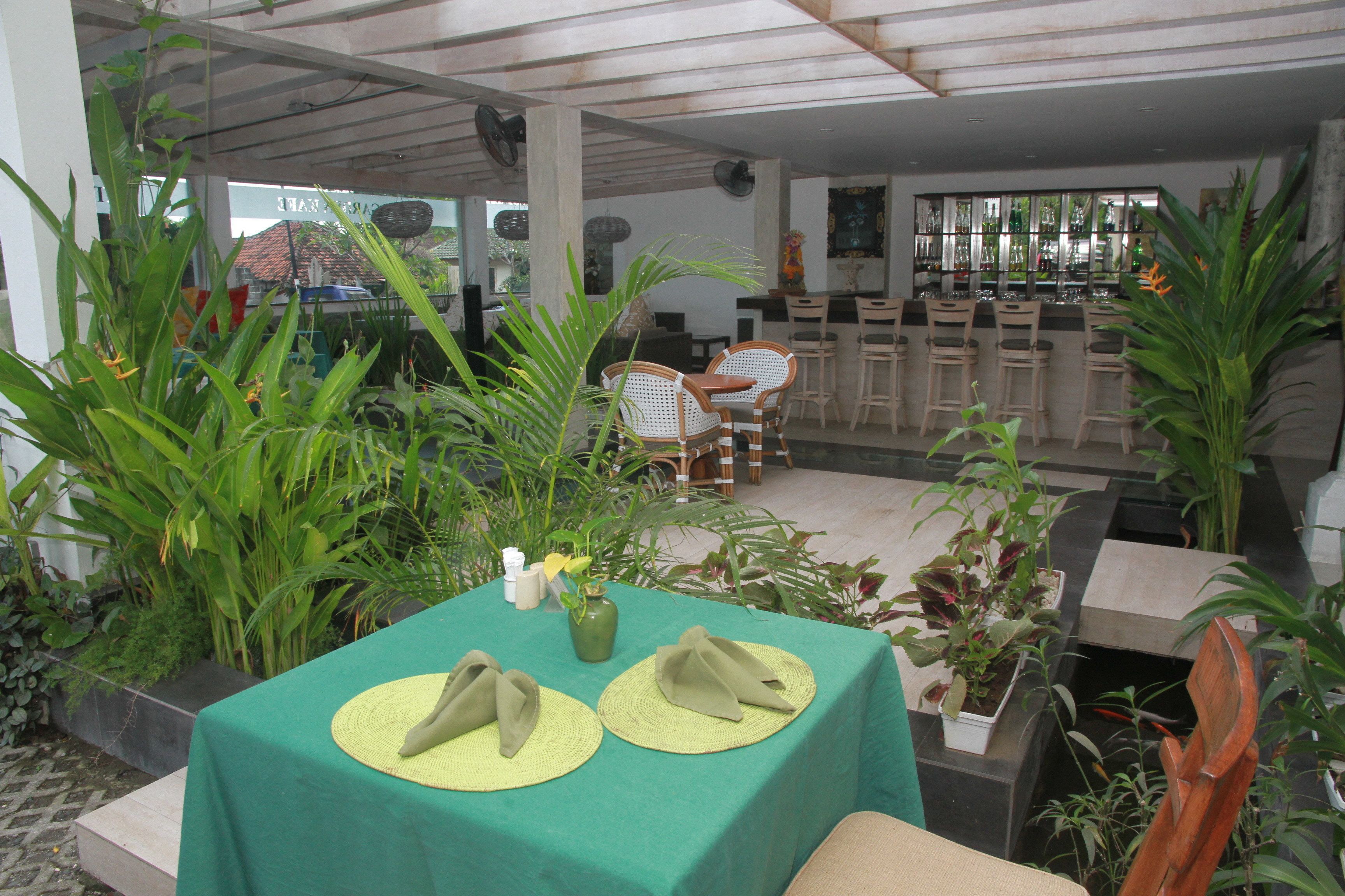 breakfast, lunch, dinner served; international cuisine, garden views