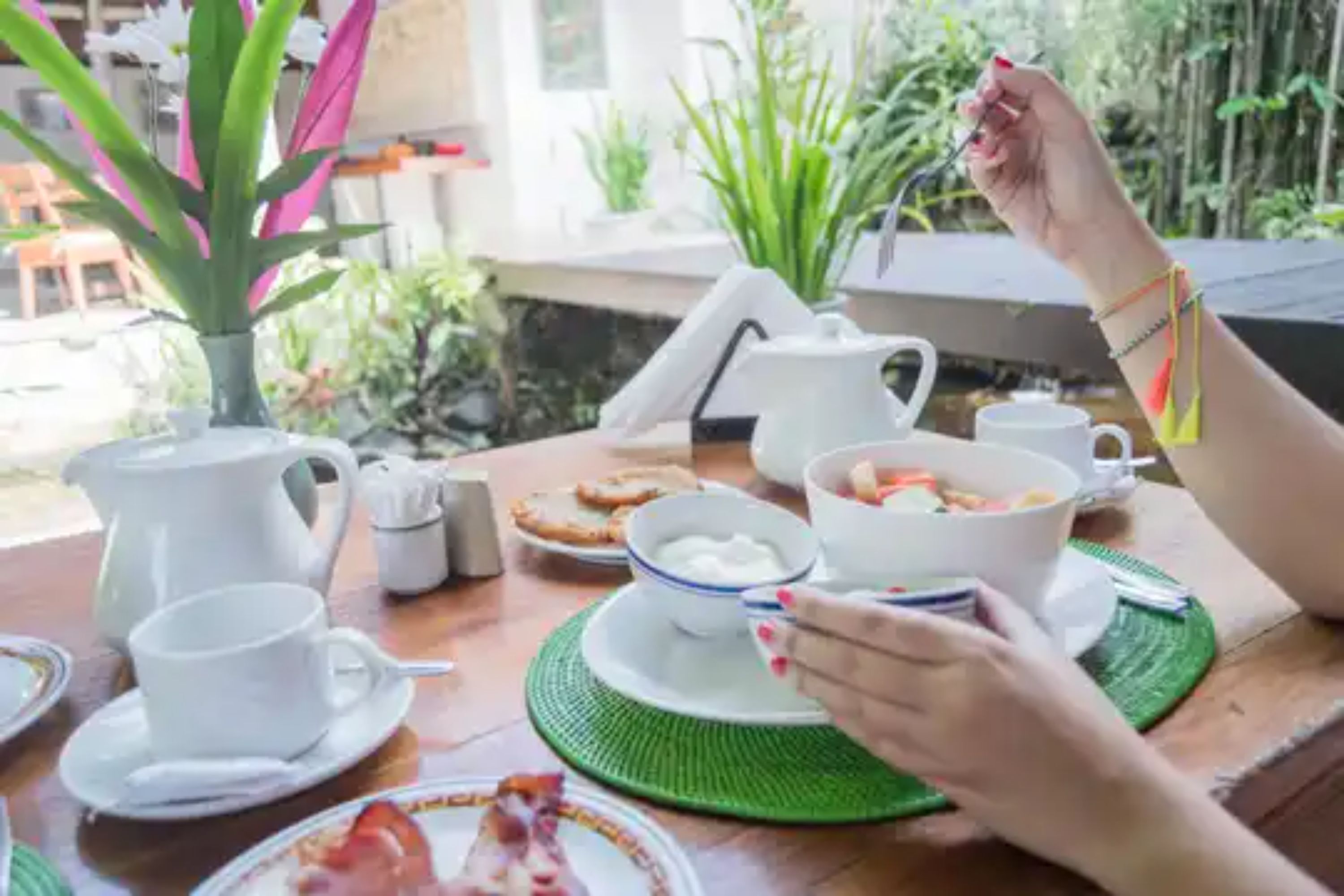 breakfast, lunch, dinner served; international cuisine, garden views