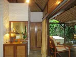 Deluxe Room | Minibar, in-room safe, individually decorated, individually furnished - The Watergarden (Manggis)