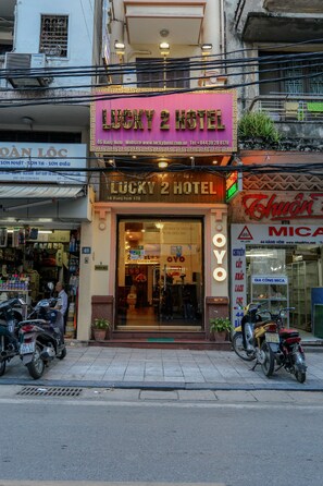 Exterior - Lucky 2 Hotel & Travel (Hanoi)
