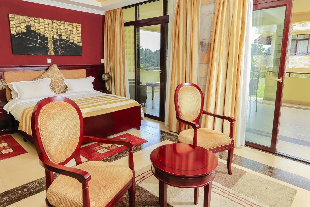 premium bedding, down duvets, tempur-pedic beds, minibar