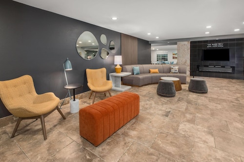 La Quinta Inn & Suites by Wyndham Minot
