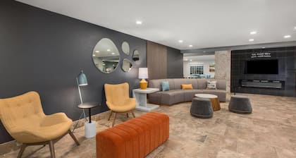 La Quinta Inn & Suites by Wyndham Minot