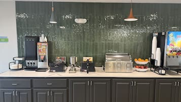 Desayuno de autoservicio incluido todos los días