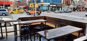 Breakfast, lunch, dinner and brunch served - Wyndham Garden Chinatown (New York)