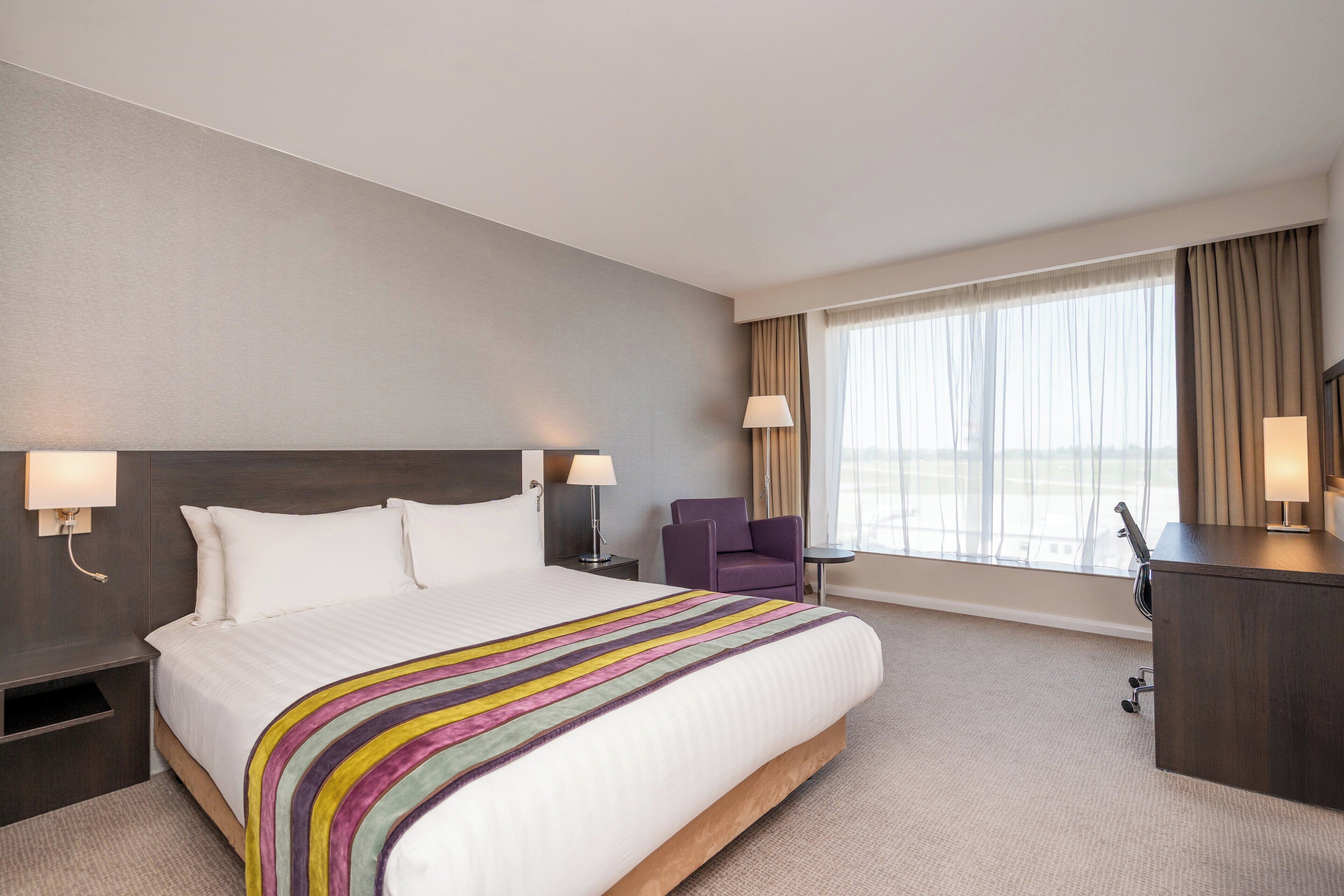 In-room safe, desk, soundproofing, iron/ironing board