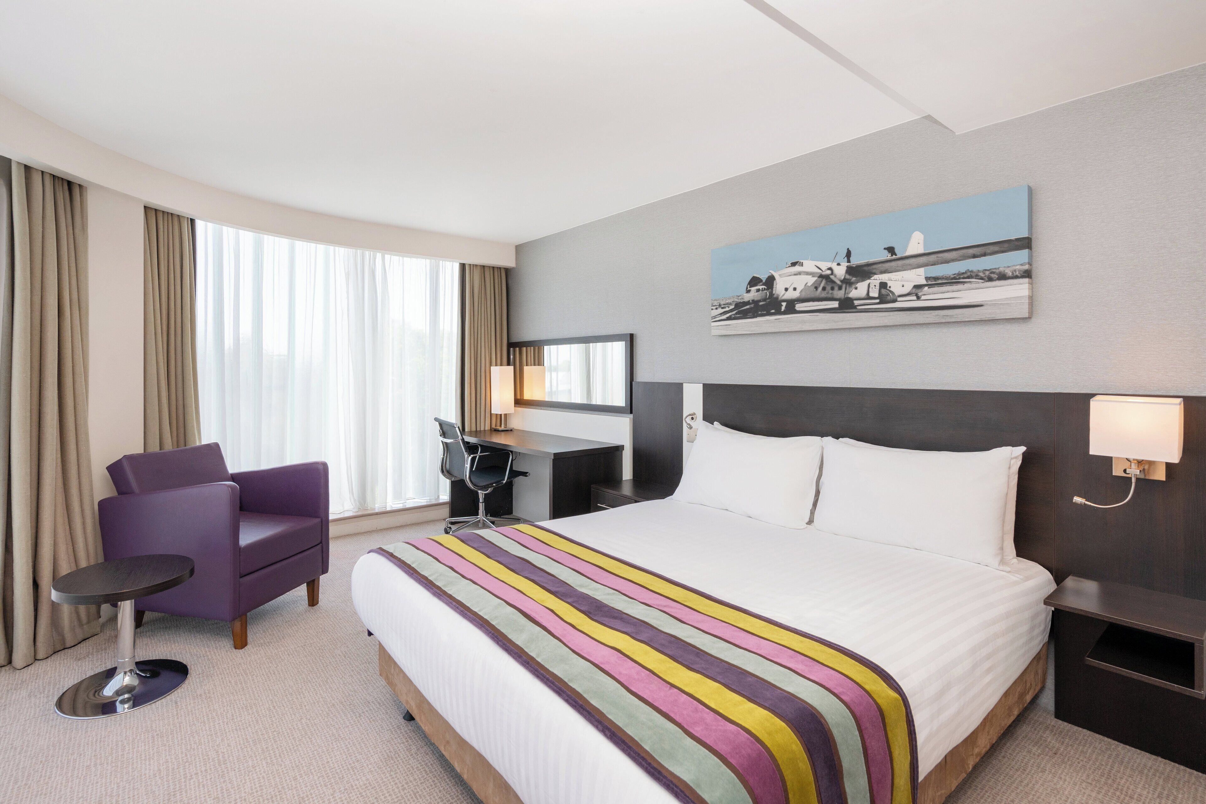 In-room safe, desk, soundproofing, iron/ironing board