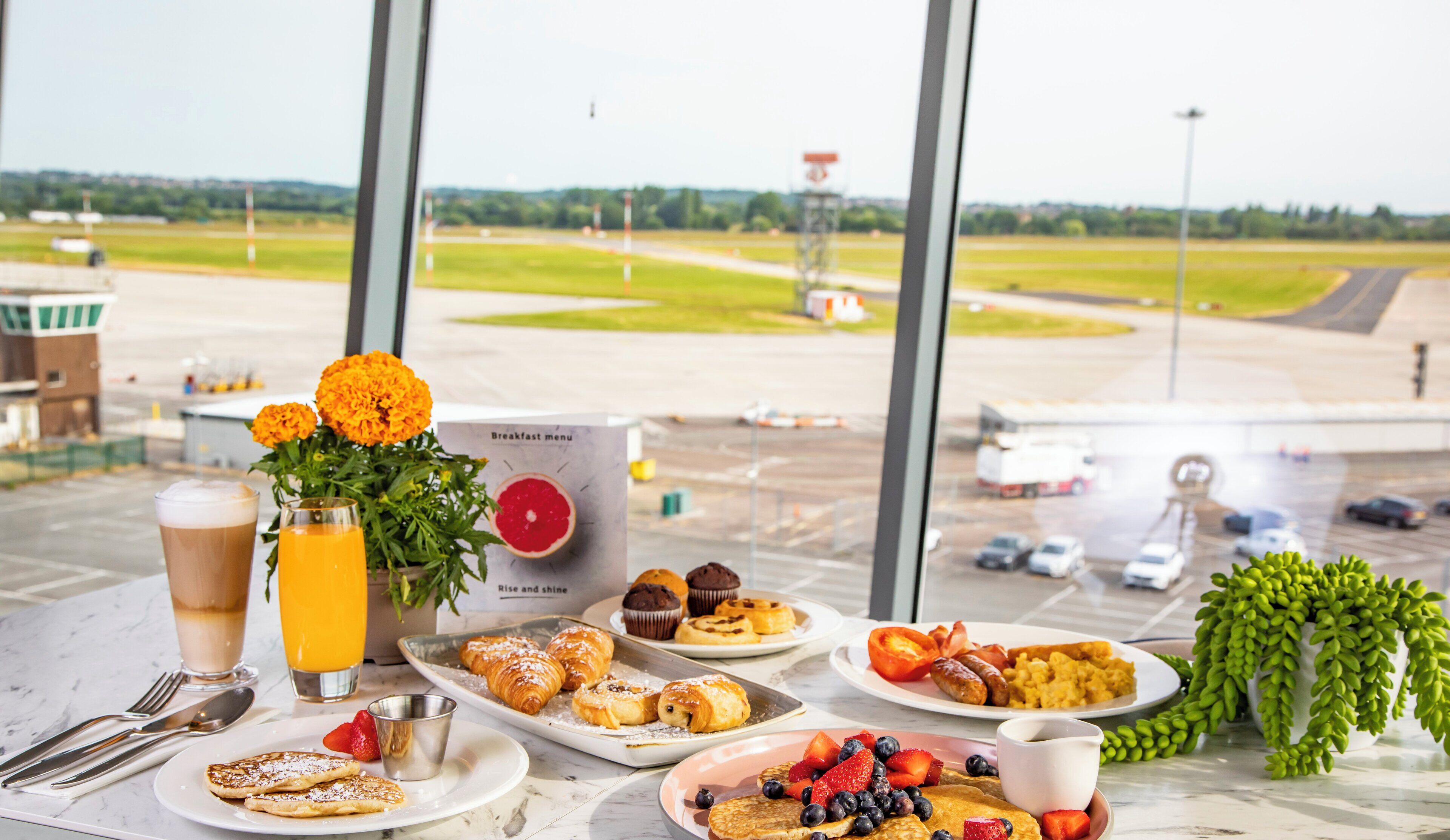 Breakfast, lunch, dinner served; international cuisine 