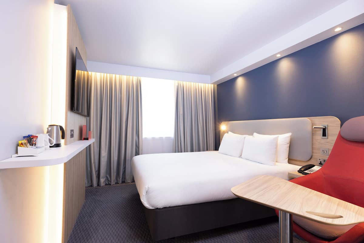 Standardzimmer, 1 Doppelbett (with Free Hot Breakfast) | Schreibtisch, laptopgeeigneter Arbeitsplatz, VerdunkelungsvorhƤnge