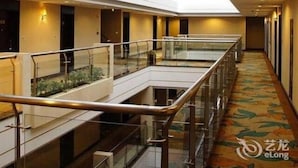 Interior - Guilin Golden Dragonball Hotel (Guilin)