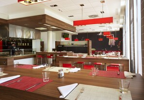 Lounas ja illallinen