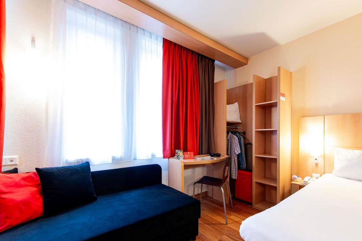 Family Room, 2 Single Beds, Accessible