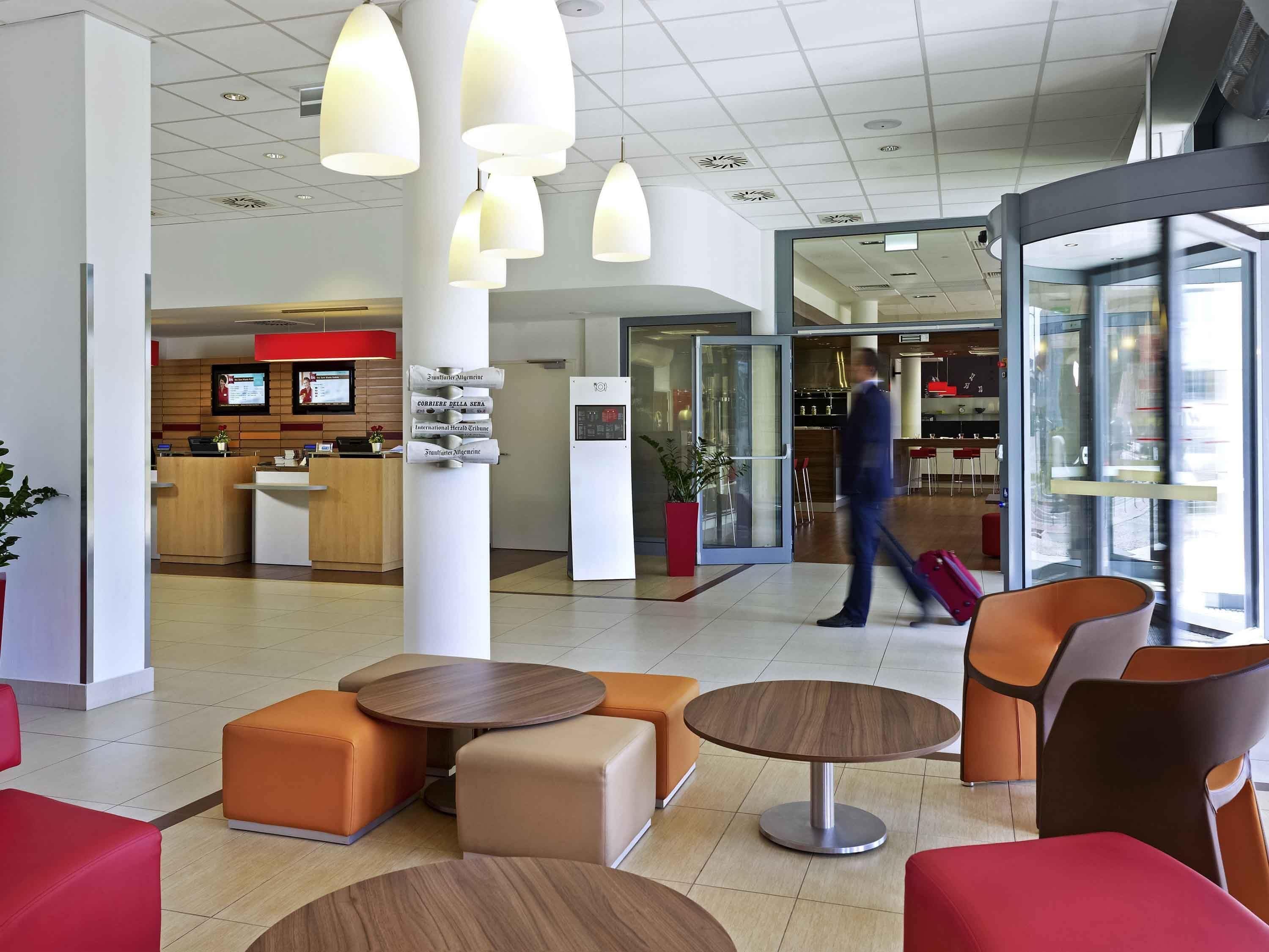 Àrea amb seients del vestíbul