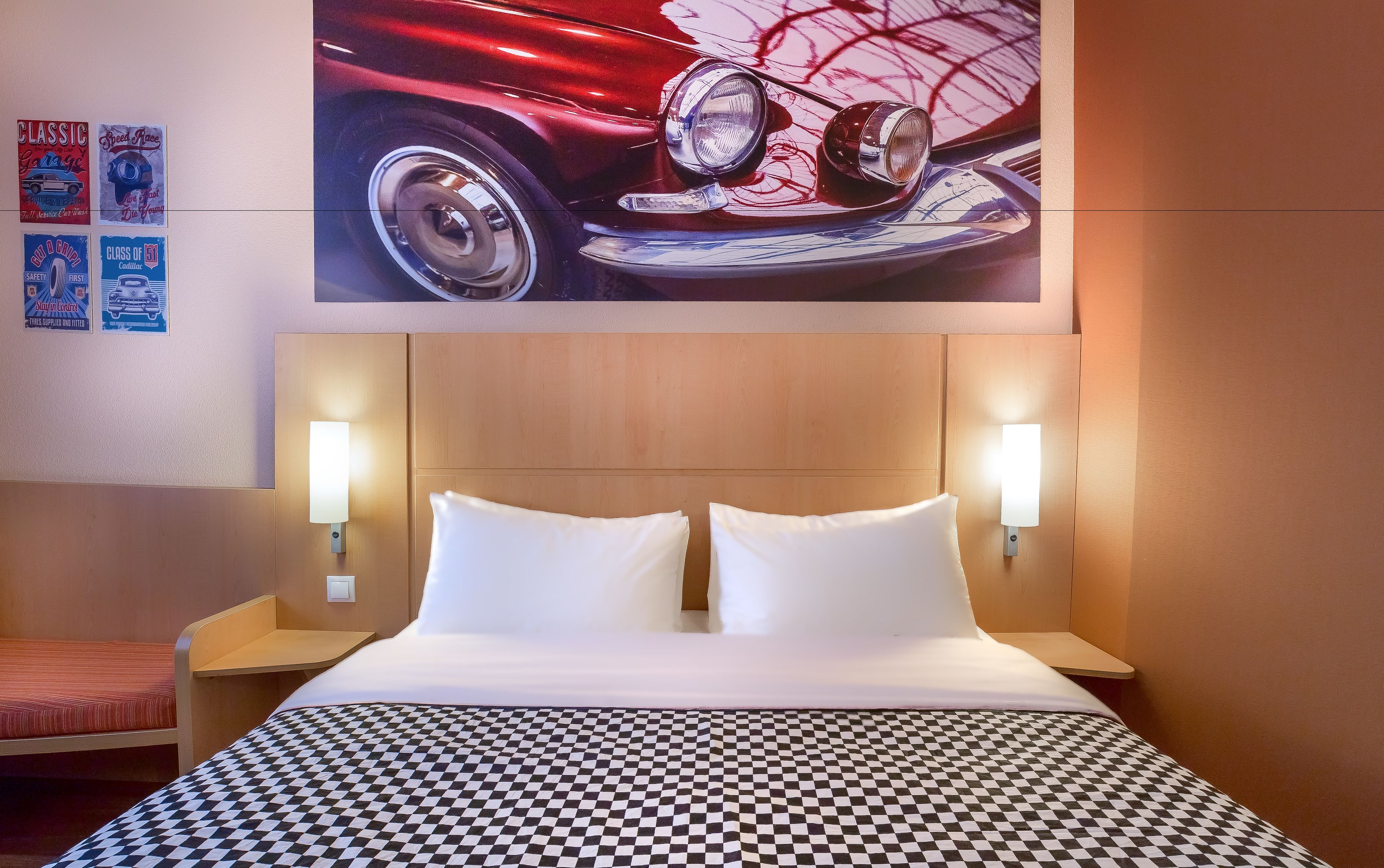 twin room, 2 single beds | in-room safe, desk, soundproofing, free cots/infant beds