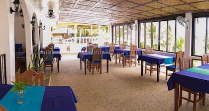 Blue Star Dive Resort