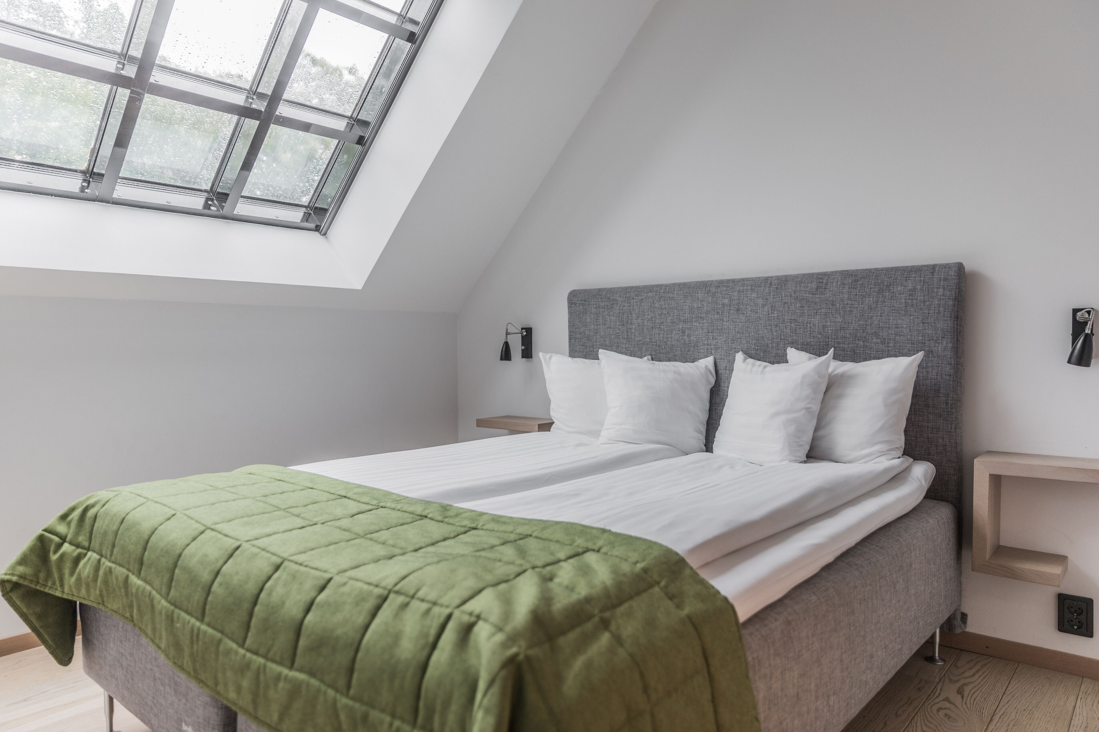 Superior-Studio | Schreibtisch, Bügeleisen/Bügelbrett, Babybetten, kostenloses WLAN