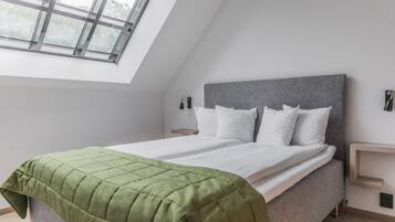 Superior-Studio | Schreibtisch, BĂŒgeleisen/BĂŒgelbrett, Babybetten, kostenloses WLAN