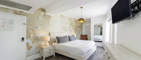 Suite, 1 très grand lit (Self check-in)