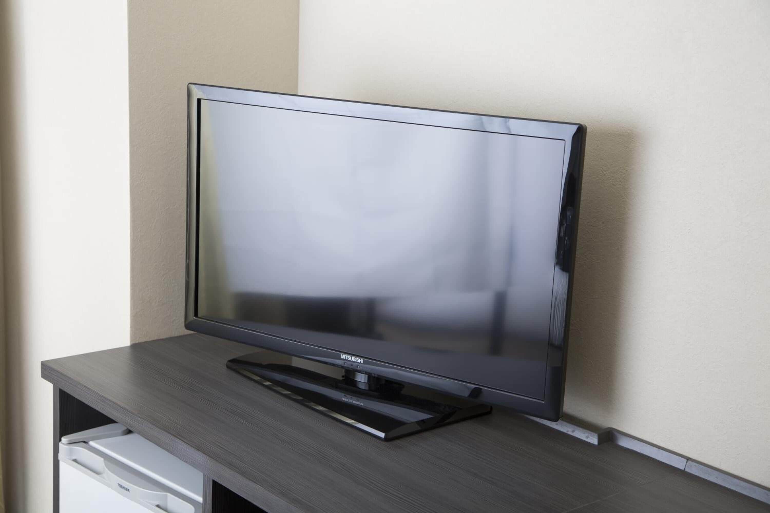 down duvets, desk, laptop workspace, blackout curtains