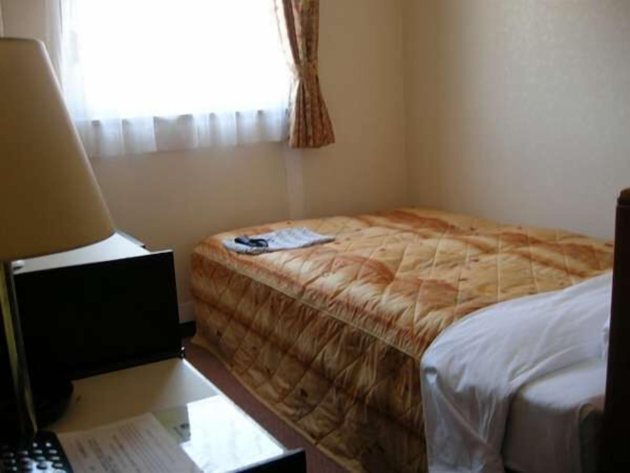 Safe på rommet, lydisolert, strykejern/-brett og wi-fi (inkludert)