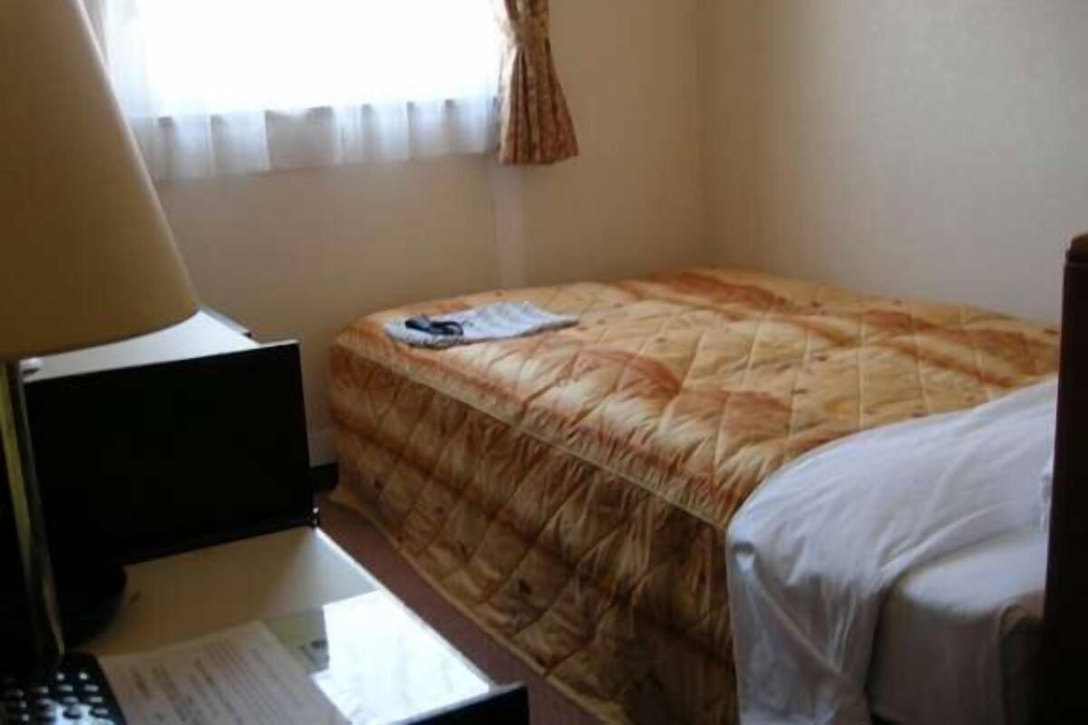 Safe på rommet, lydisolert, strykejern/-brett og wi-fi (inkludert)