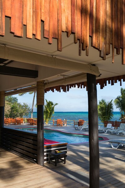 Funky Fish Beach & Surf Resort - Hostel