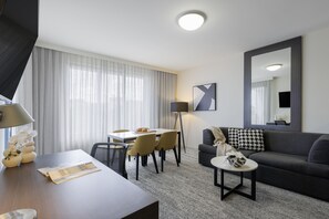 Televisión LCD 32 pulgadas con canales de televisión vía satélite