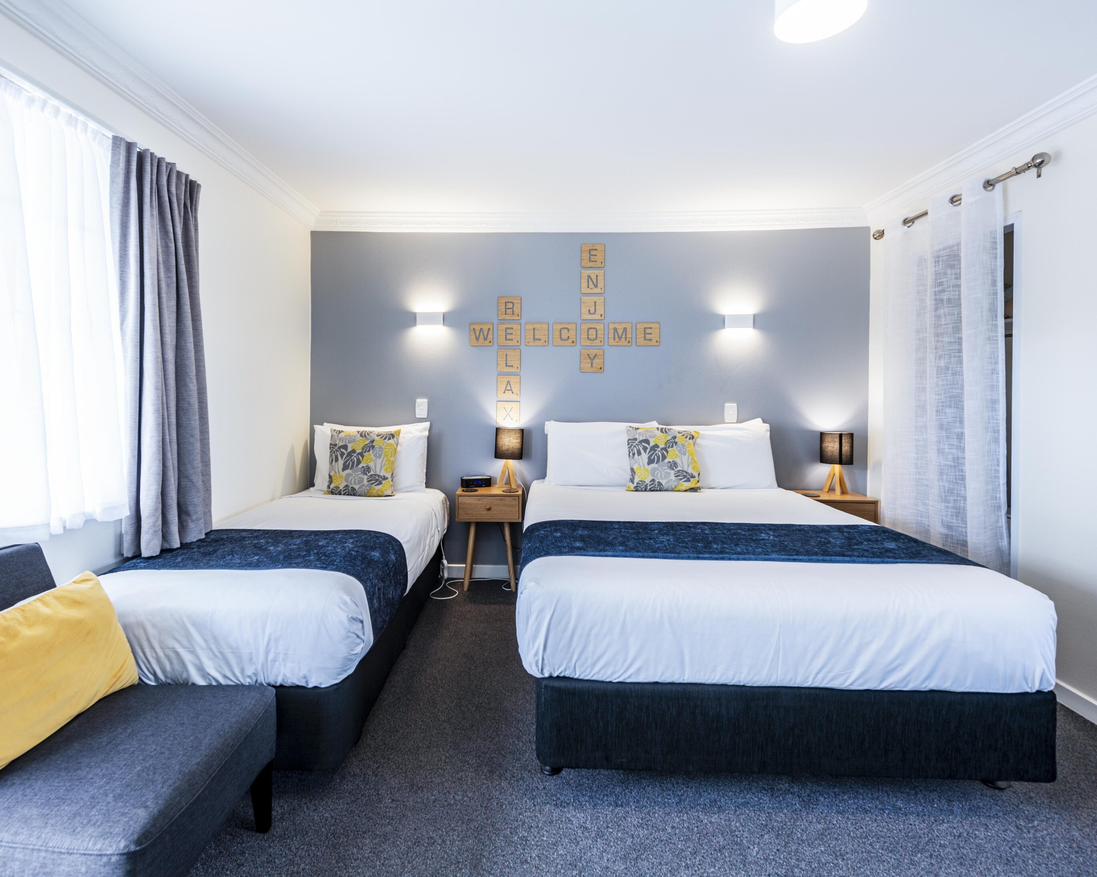 Iron/ironing board, WiFi (free), bed sheets
