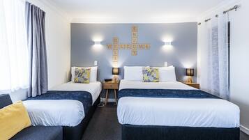 Iron/ironing board, free WiFi, bed sheets