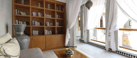 Lobi dinlenme salonu