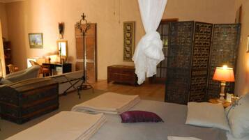 Standard Room | 1 bedroom, desk, free WiFi