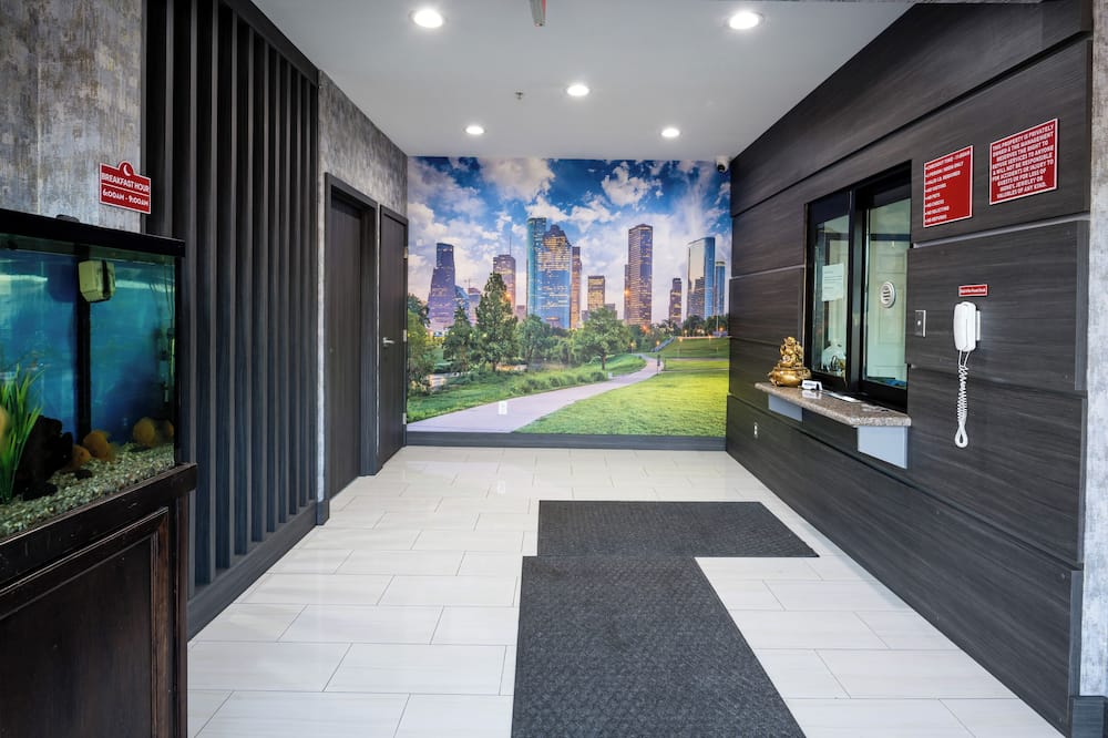 Moonlight Suites - Houston George Bush Intl Airport