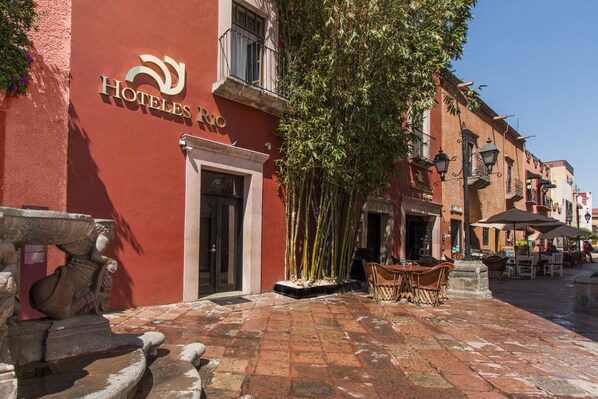 Front of property - Hotel Rio Queretaro (Querétaro)