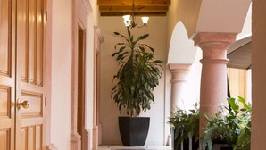 Interior detail - Hotel Rio Queretaro (Querétaro)