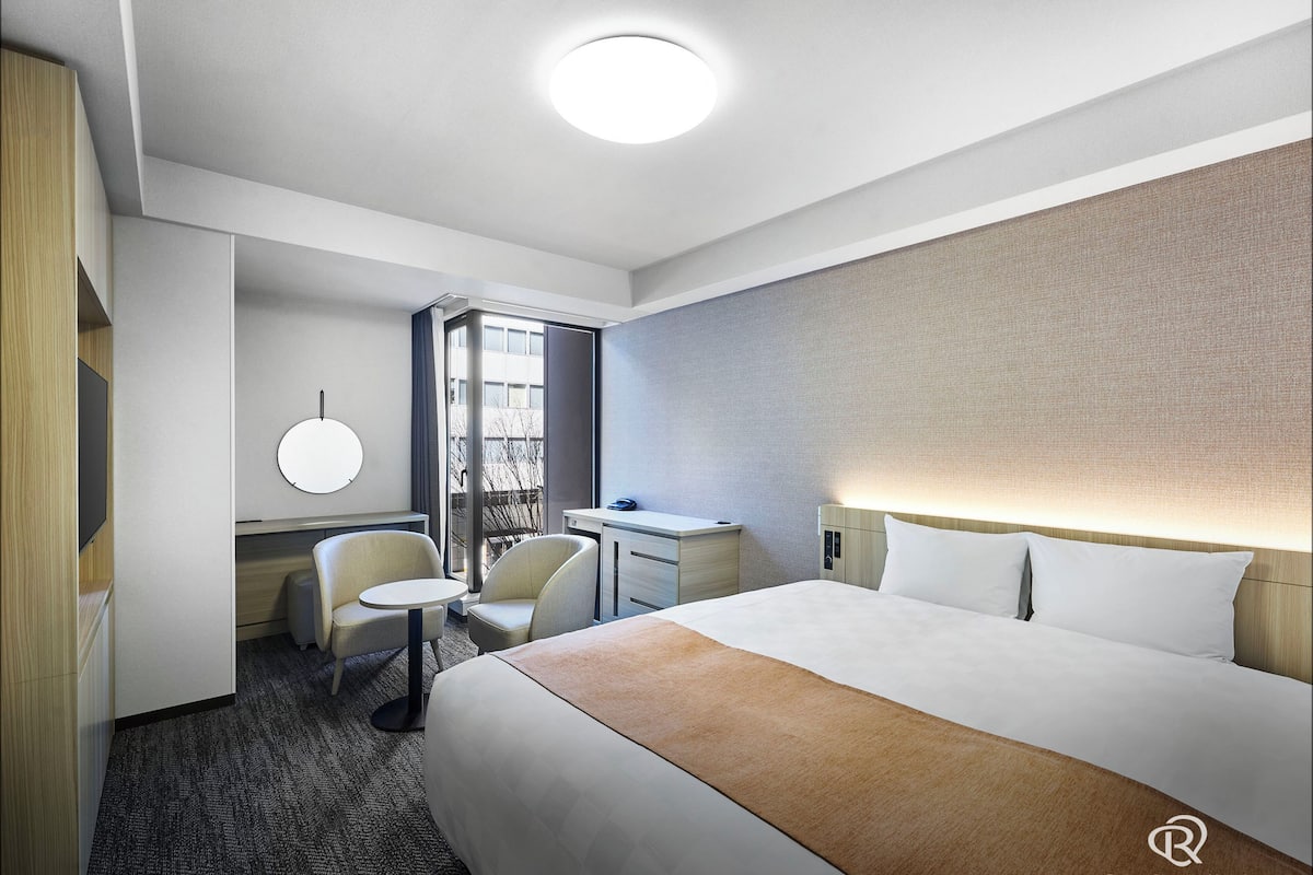 Superior Double Room, Non Smoking | Iron/ironing board, free WiFi, bed sheets