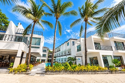 Boracay Ocean Club Resort and Spa