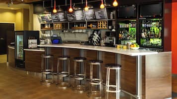 Breakfast and dinner served