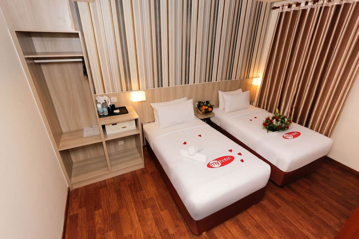 Rollaway beds, free WiFi