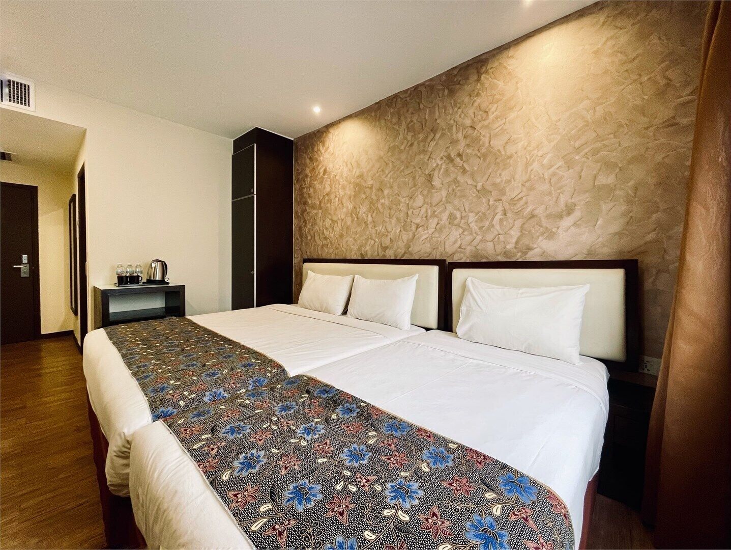 Quarto triplo | Camas extras/dobráveis (sobretaxa), Wi-Fi de cortesia