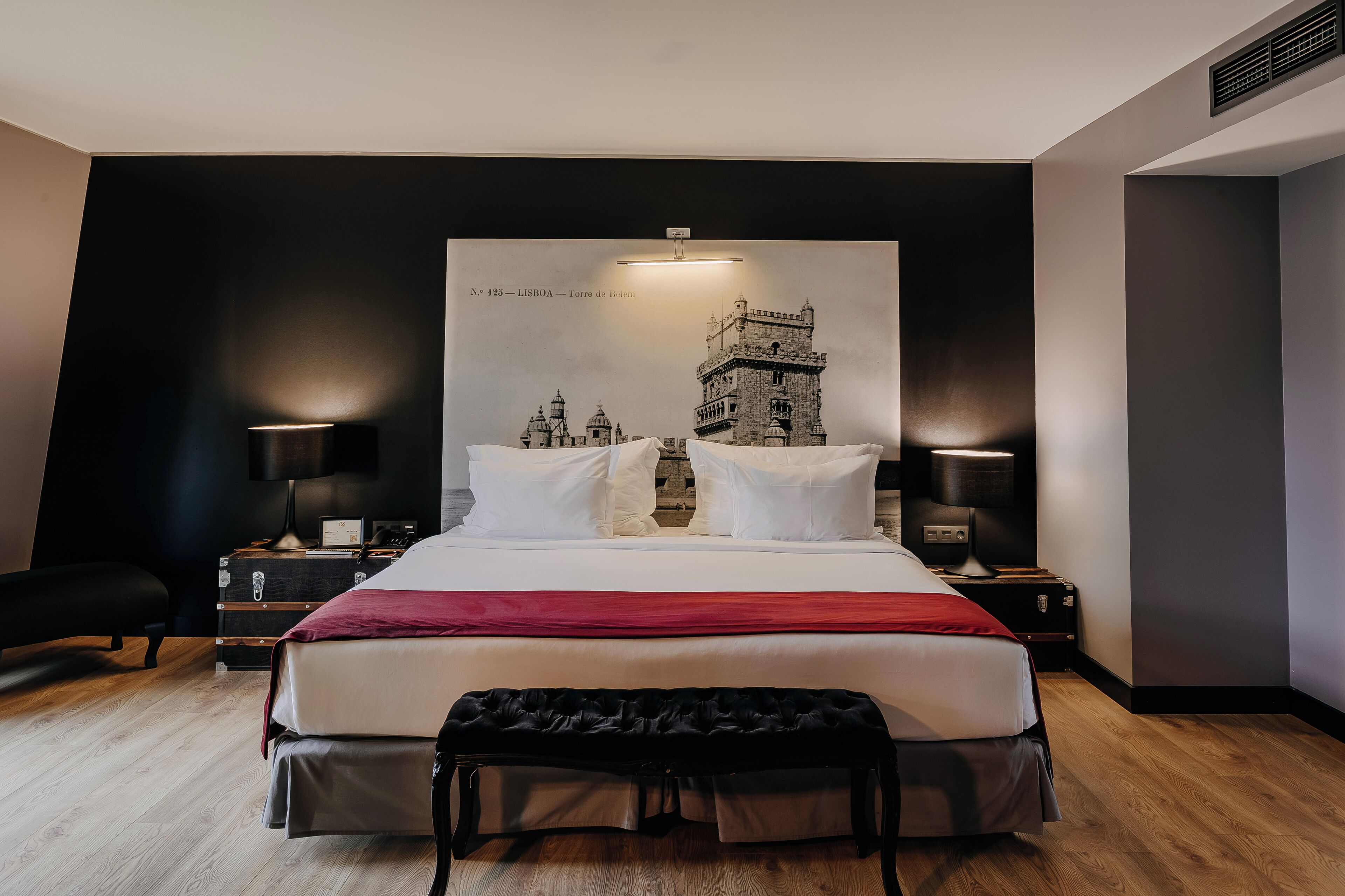 suite | 1 bedroom, minibar, in-room safe, individually decorated