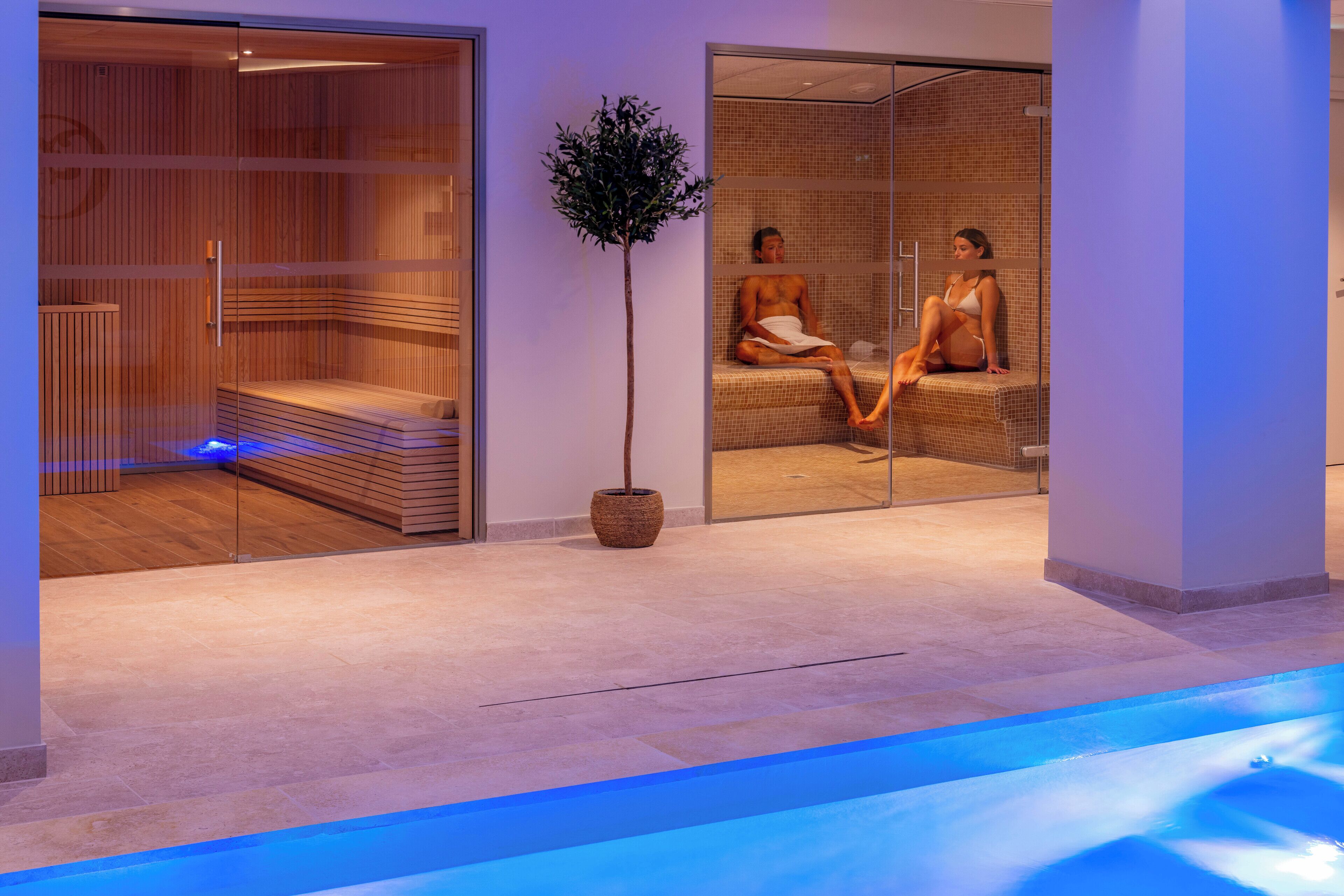 couples treatment room(s), sauna, hot tub, steam room, body treatments