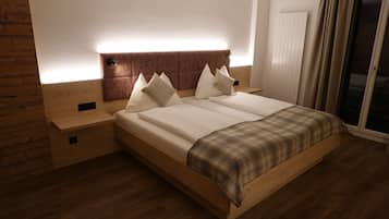 Down duvets, minibar, in-room safe, individually decorated